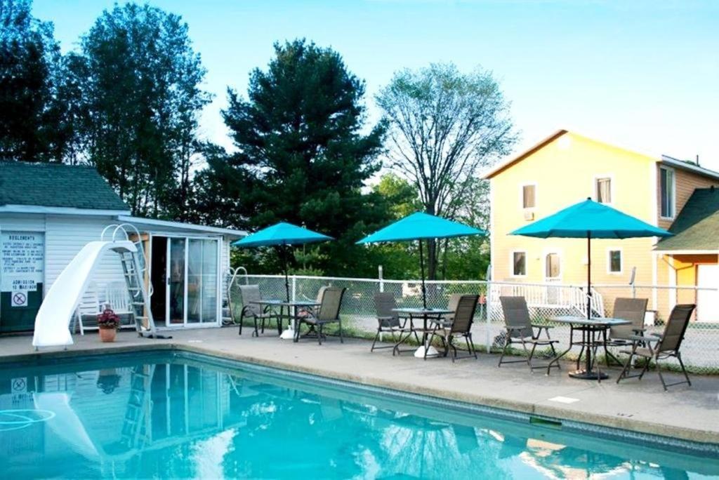 Motel De La Montagne Orford Kültér fotó